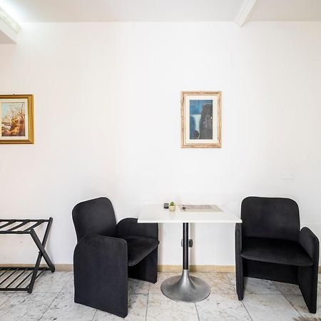 11 Duomo - Monolocale Caratteristico Apartment Firenze Bagian luar foto